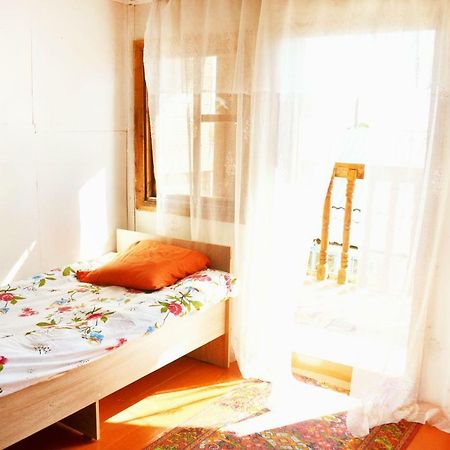 Guesthouse Bermet Tong Exterior foto